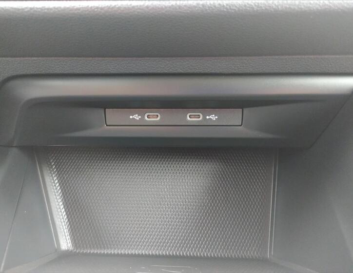 Volkswagen Golf 22