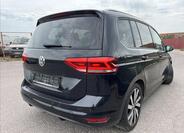 Volkswagen Touran 48