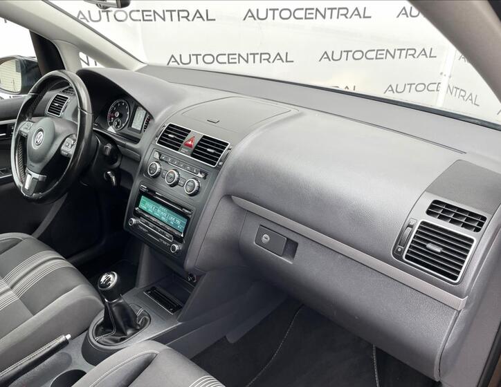 Volkswagen Touran 18