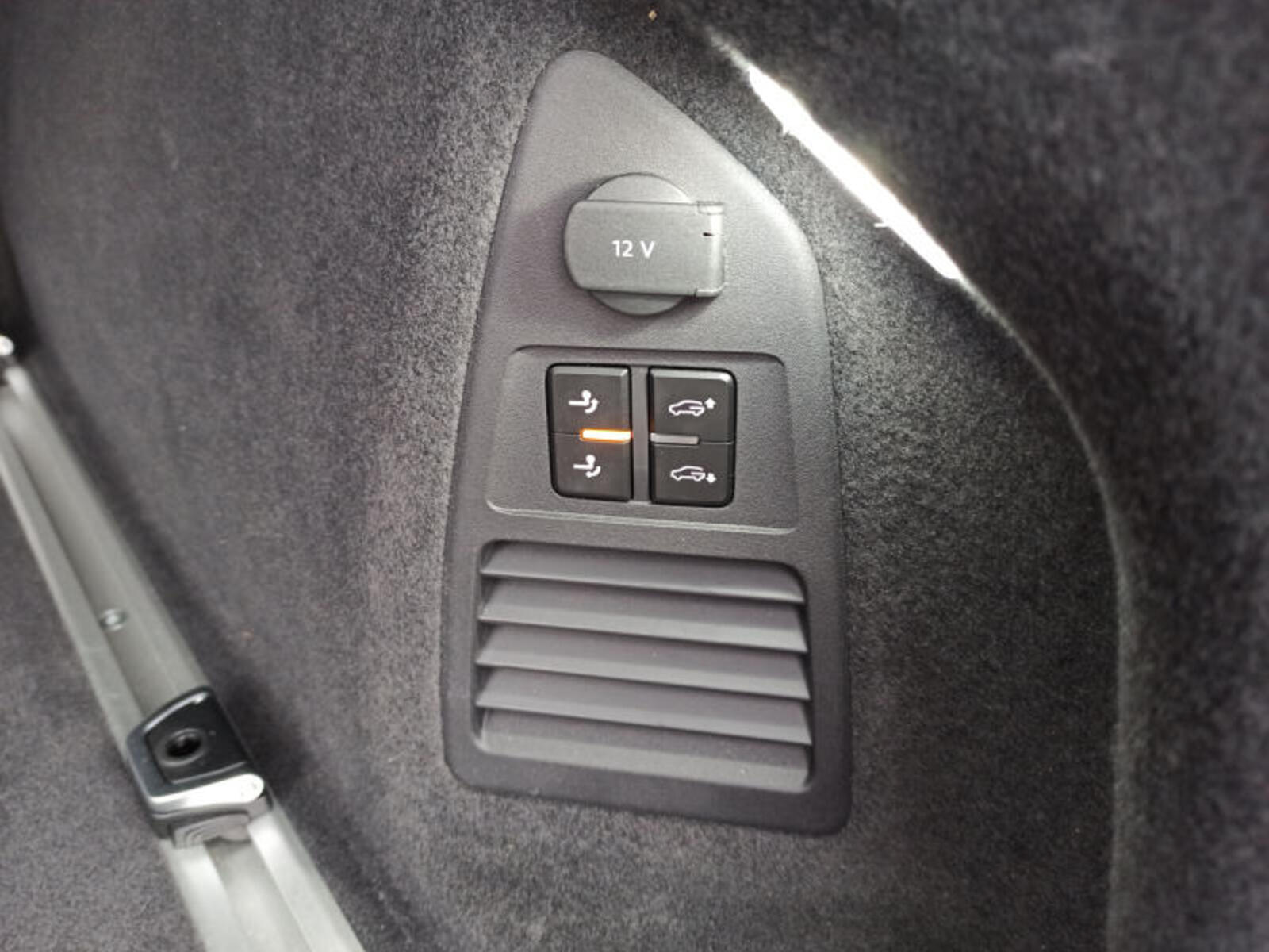 Volkswagen Touareg 12