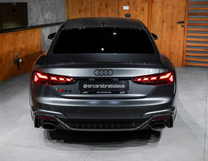 Audi RS5 29