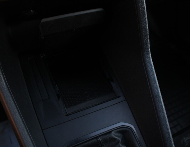 Volkswagen Caddy 19