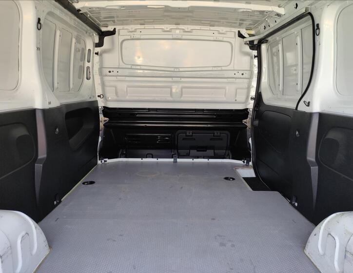 Renault Trafic 11