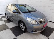Toyota Verso 5