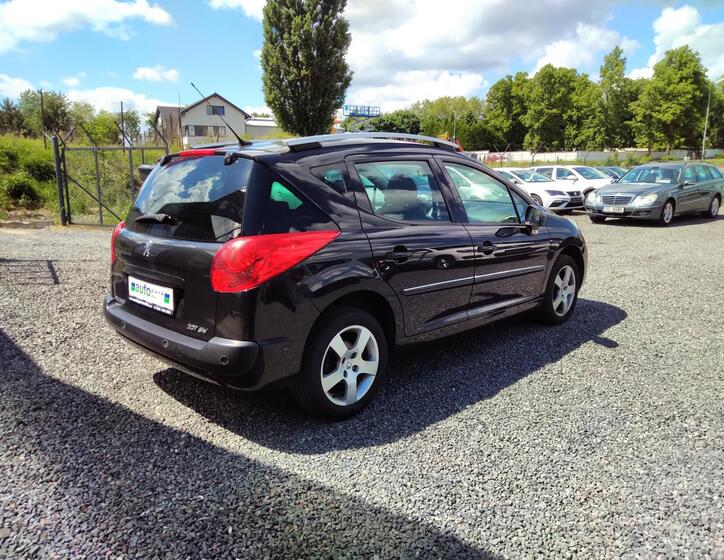 Peugeot 207 4