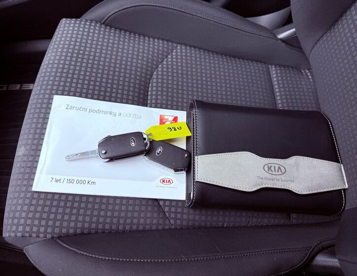 KIA Ceed 21