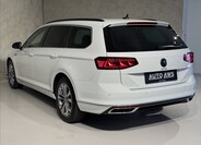 Volkswagen Passat 11