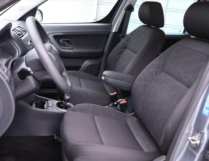 Škoda Roomster 14