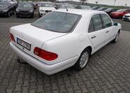 Mercedes-Benz Třídy E 10