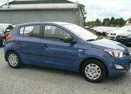 Hyundai i20 8