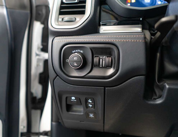 Dodge RAM 26