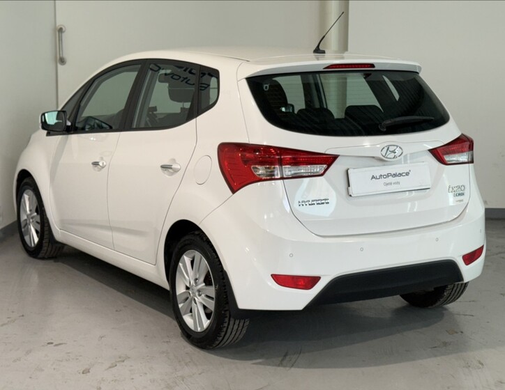 Hyundai ix20 6