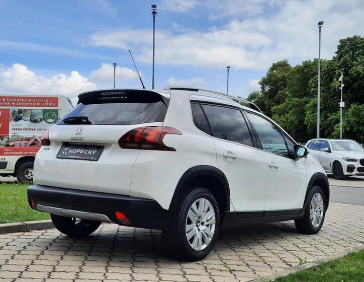 Peugeot 2008 3