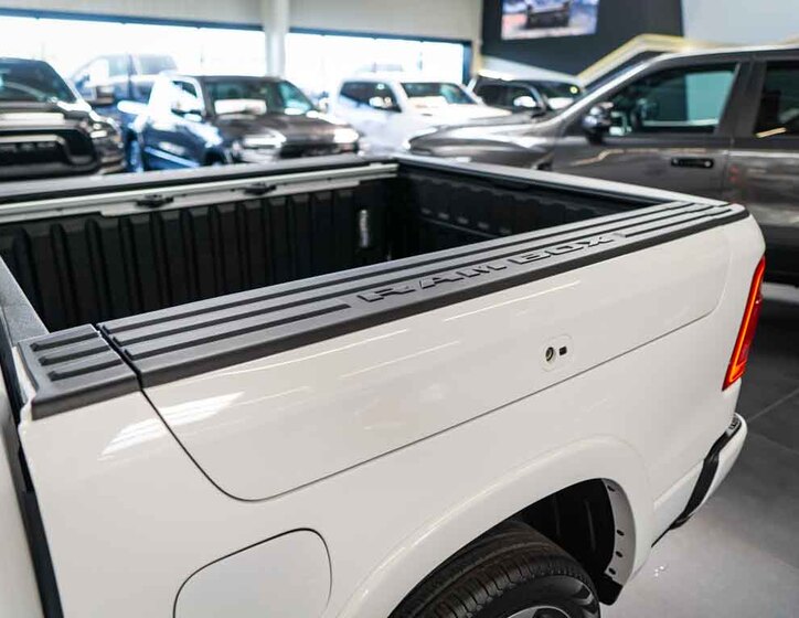 Dodge RAM 46
