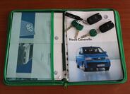 Volkswagen Caravelle 42