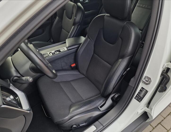 Volvo V60 36