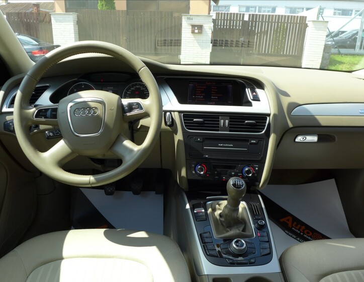 Audi A4 28