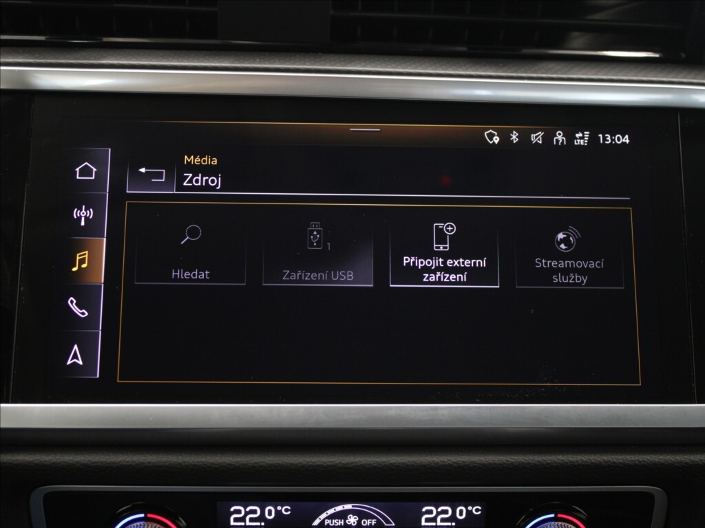 Audi Q3 12
