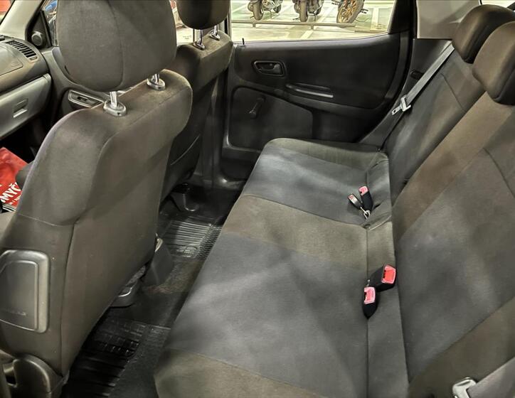 Subaru Justy 14