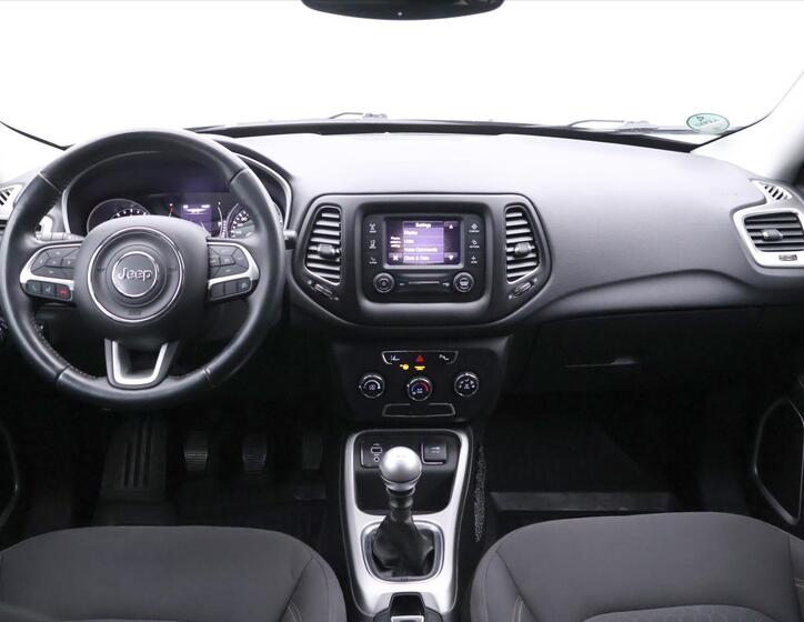 Jeep Compass 32