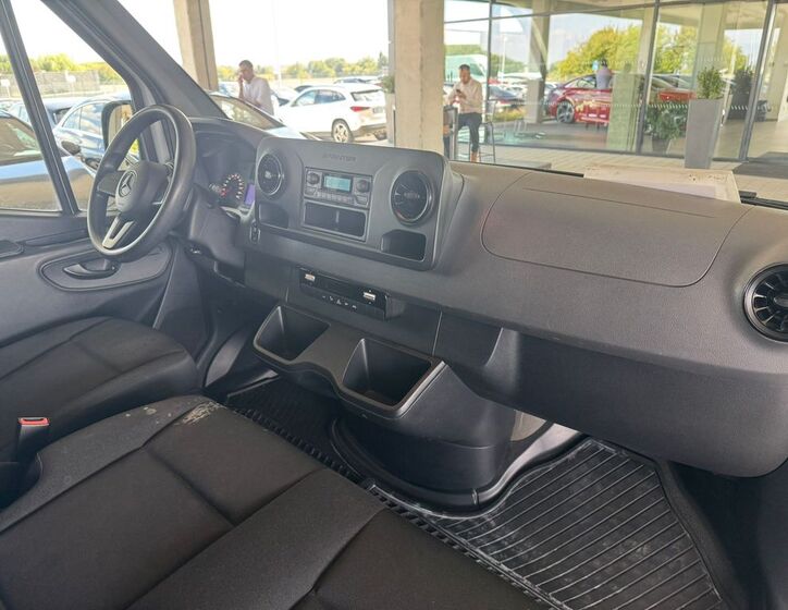 Mercedes-Benz Sprinter 15