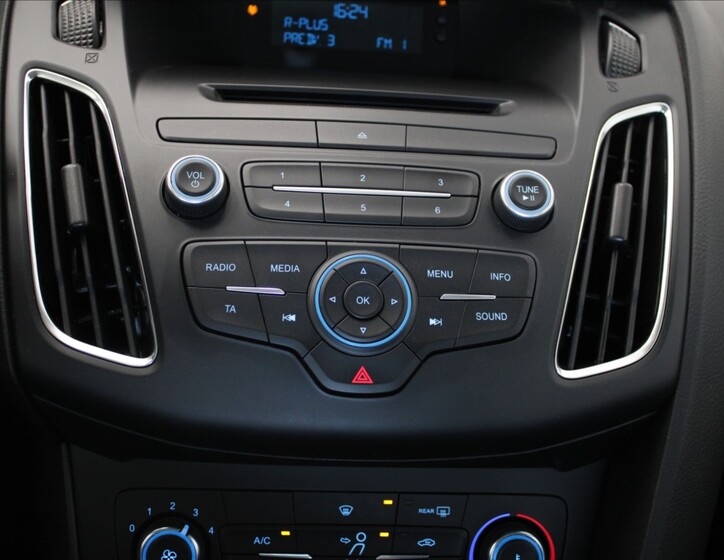 Ford Focus 12