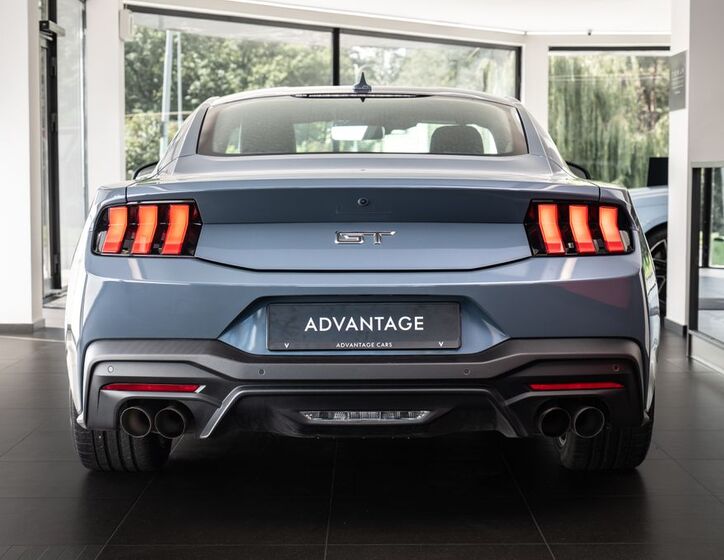 Ford Mustang 3
