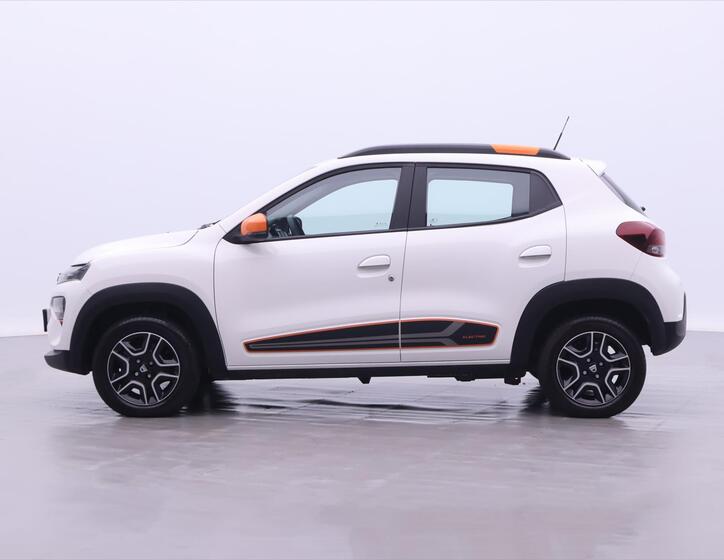 Dacia Spring 4