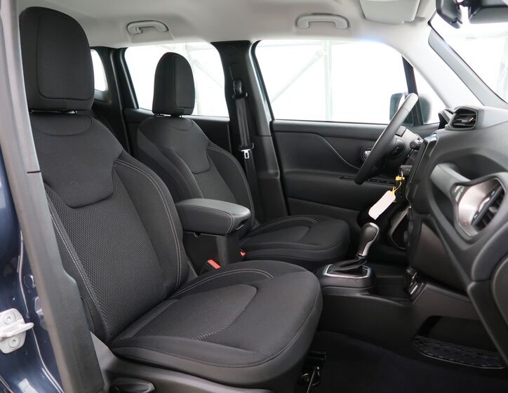 Jeep Renegade 21