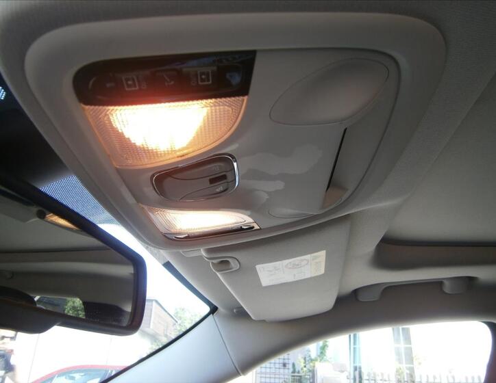 Jeep Cherokee 14