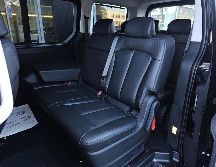 Hyundai Staria 8