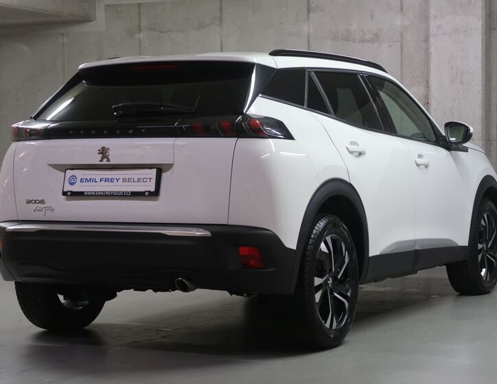Peugeot 2008 5
