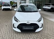 Toyota Yaris 9