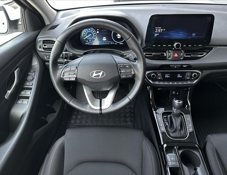 Hyundai i30 13