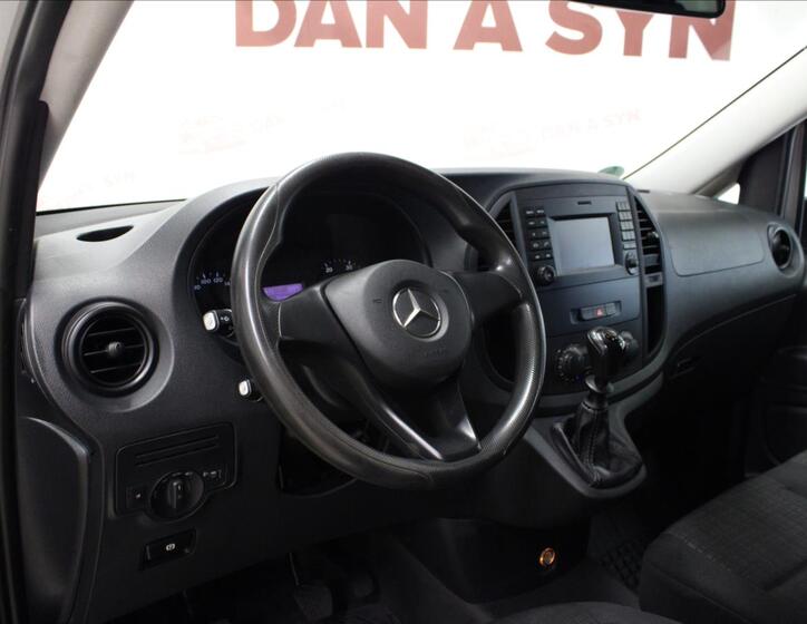 Mercedes-Benz Vito 10