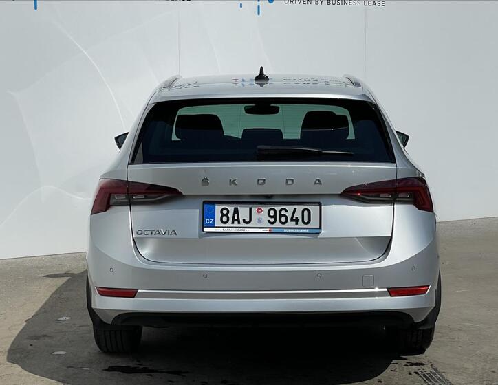 Škoda Octavia 23
