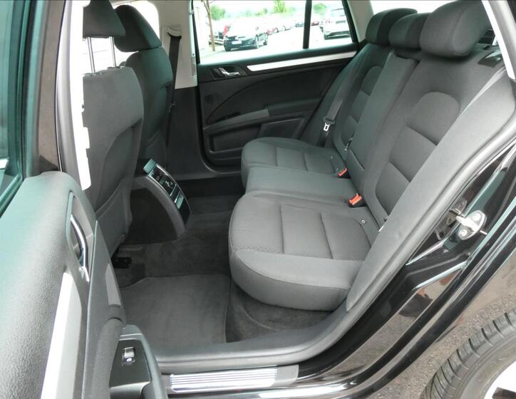 Škoda Superb 22