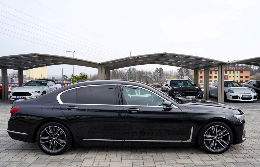 BMW Řada 7