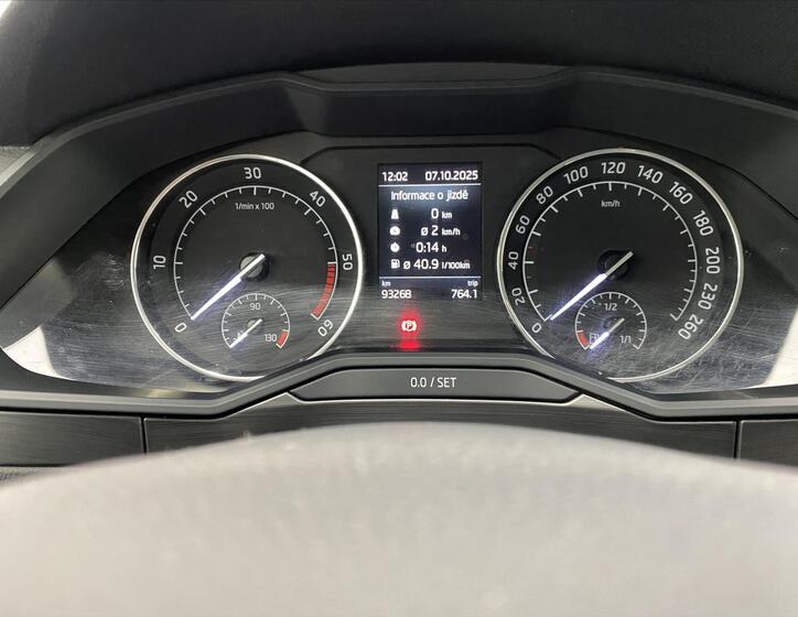 Škoda Superb 11