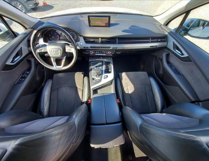 Audi Q7 27