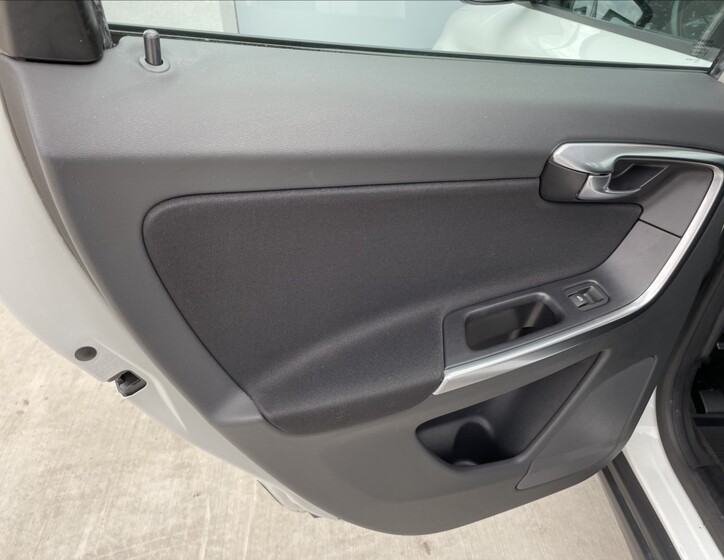 Volvo XC60 17