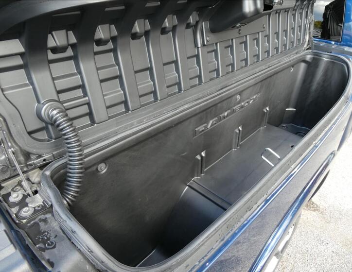 Dodge RAM 22