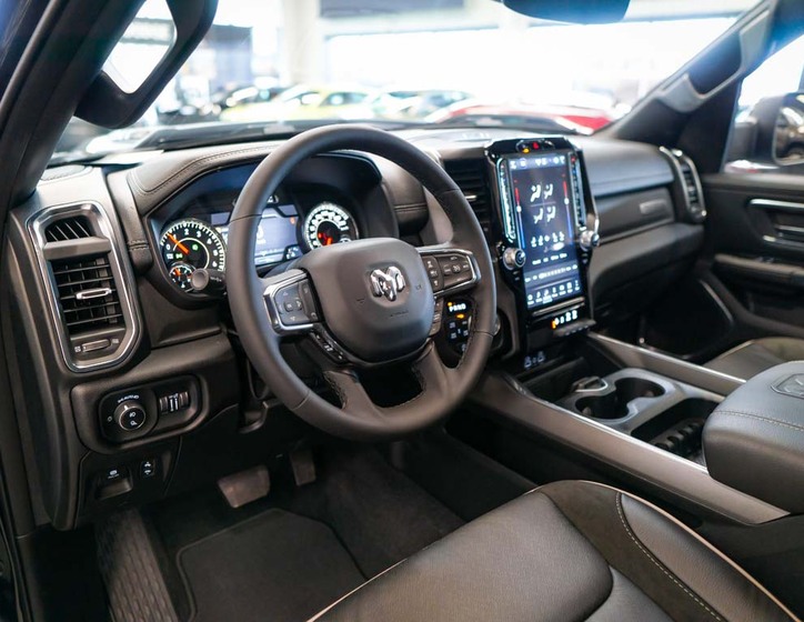 Dodge RAM 12