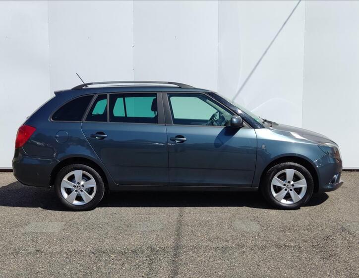 Škoda Fabia 19
