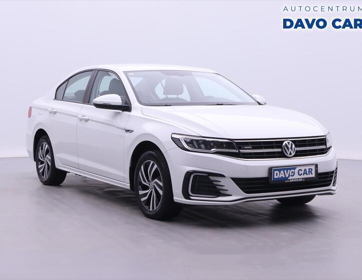 Volkswagen Bora 1