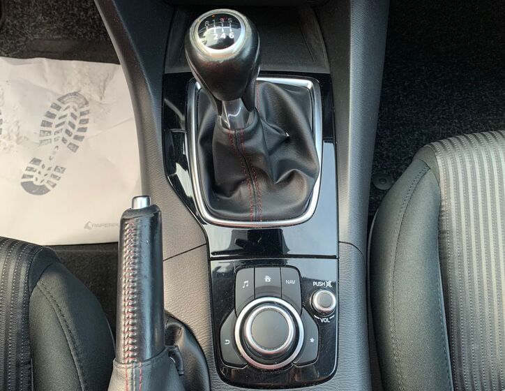 Mazda 3 14