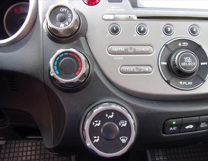 Honda Jazz 18