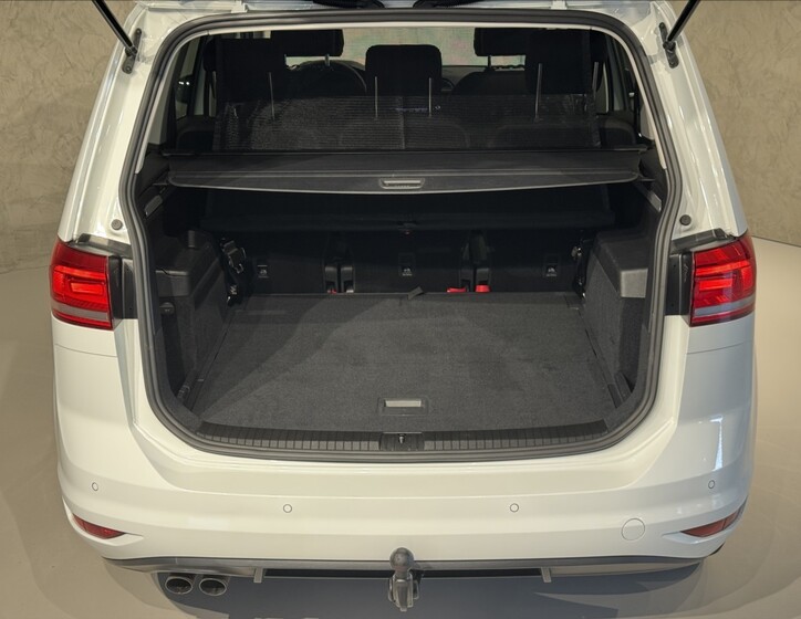 Volkswagen Touran 12
