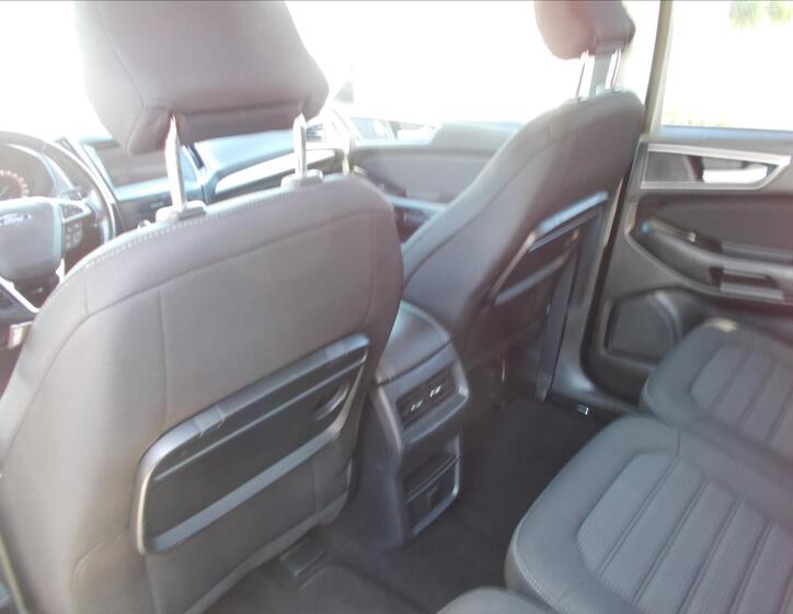 Ford Galaxy 15