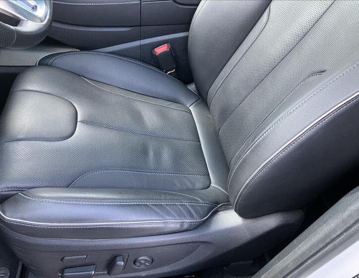 Hyundai Santa Fe 12